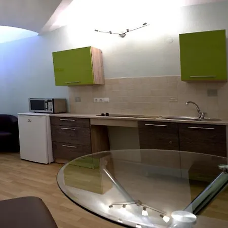 Gate Apartment